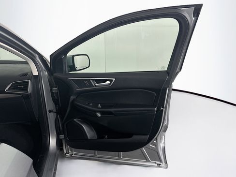 Used 2024 Ford Edge SEL image 30