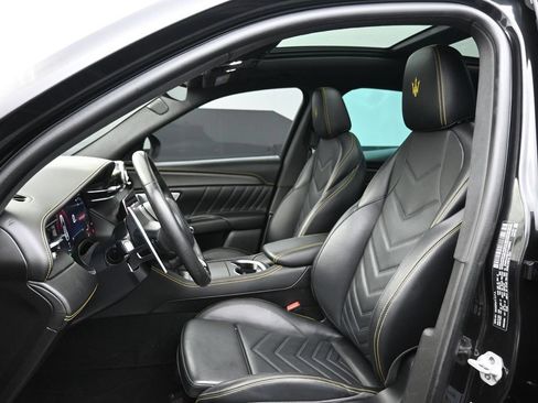 Used 2023 Maserati Grecale Modena AWD/4WD image 10