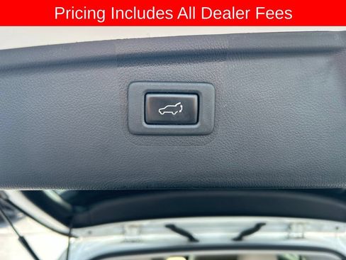Used 2015 Subaru Outback 3.6R Limited AWD/4WD image 18