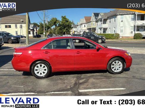 Used 2007 Toyota Camry XLE image 8