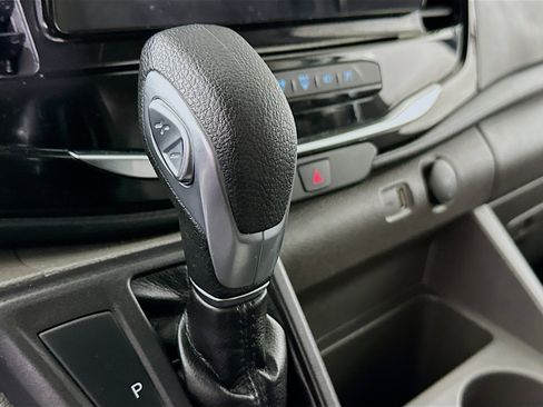 Used 2023 Ford Transit 350 XLT image 20