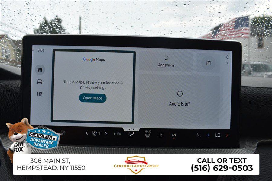 Used 2025 Ford Explorer ST-Line w/ ST-Line Street Pack AWD/4WD image 17