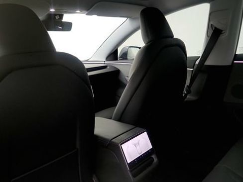 Used 2025 Tesla Model 3 RWD image 42