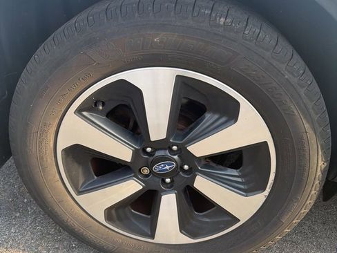 Used 2018 Subaru Forester 2.5i w/ Alloy Wheel Package image 12