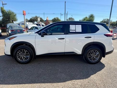 Used 2025 Nissan Rogue S FWD image 4