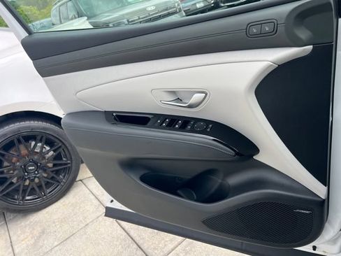 New 2026 Hyundai Tucson Limited AWD/4WD image 17