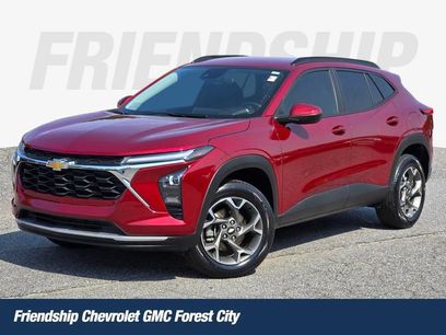 Used 2025 Chevrolet Trax LT w/ LT Convenience Package