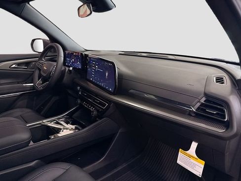 New 2026 Chevrolet Traverse LT w/ LPO, Floor Liner Package image 31