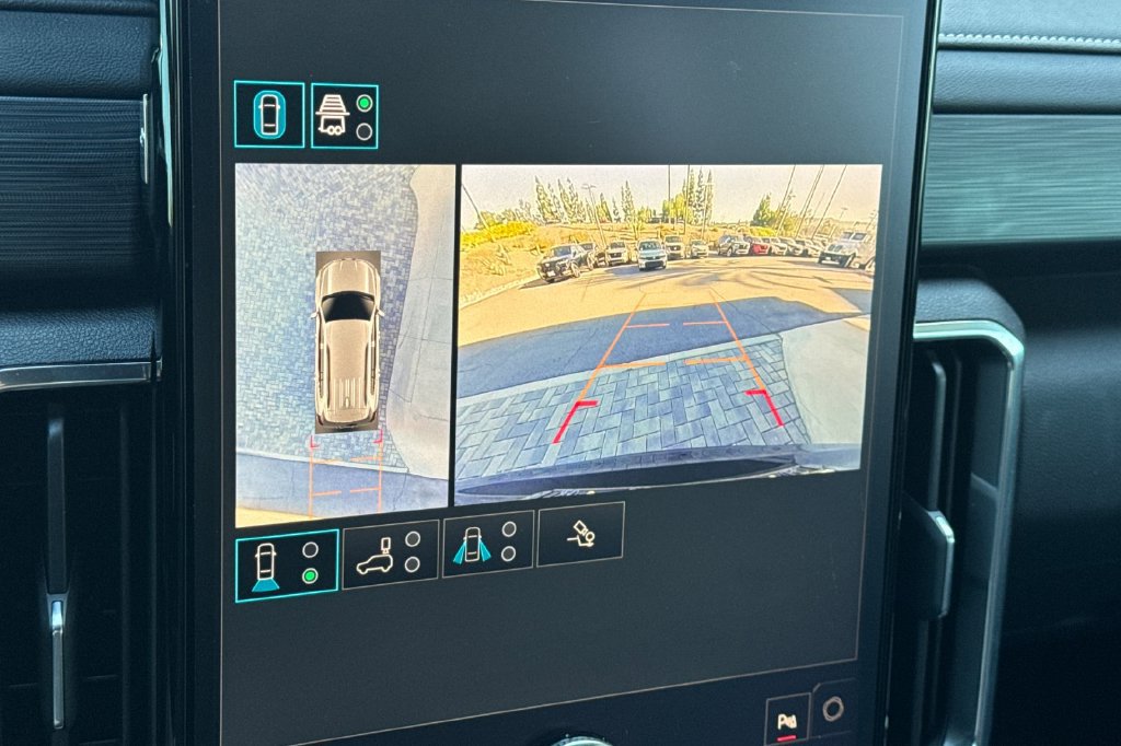 Used 2025 GMC Acadia Elevation FWD image 24