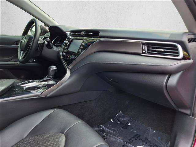 Used 2018 Toyota Camry XSE FWD image 23