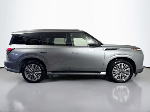 Used 2025 INFINITI QX80 Sensory AWD/4WD image 4