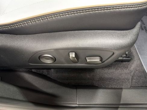 New 2026 Chevrolet Traverse High Country w/ LPO, Illumination Package image 22