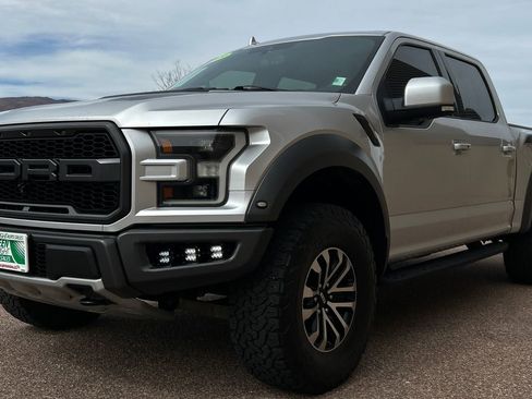 Used 2019 Ford F150 Raptor w/ Equipment Group 802A Luxury image 17