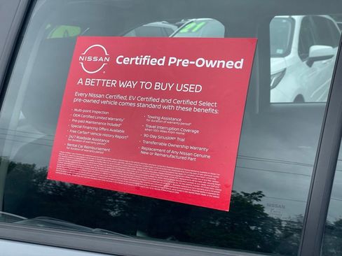 Certified 2023 Nissan Kicks SV FWD image 17