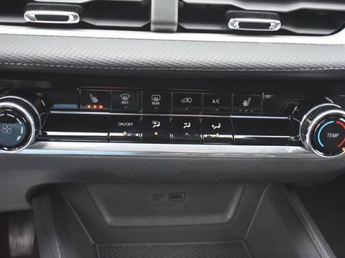 New 2026 Chevrolet Equinox LT image 25