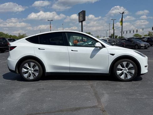 Used 2020 Tesla Model Y Long Range AWD/4WD image 8