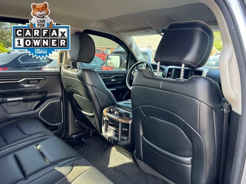 Used 2022 RAM 1500 Laramie AWD/4WD image 28