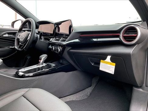 New 2026 Chevrolet Trax RS w/ Driver Confidence Package FWD image 9