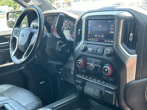 Used 2021 Chevrolet Silverado 1500 LT Trail Boss w/ Convenience Package II AWD/4WD image 40