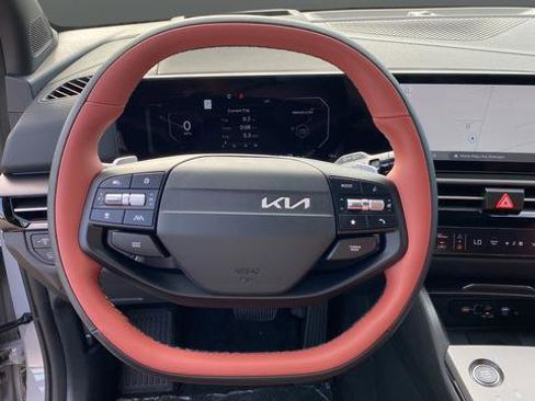 New 2026 Kia Sportage SX Prestige AWD/4WD image 16