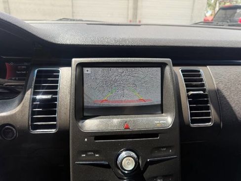 Used 2018 Ford Flex SEL FWD image 21