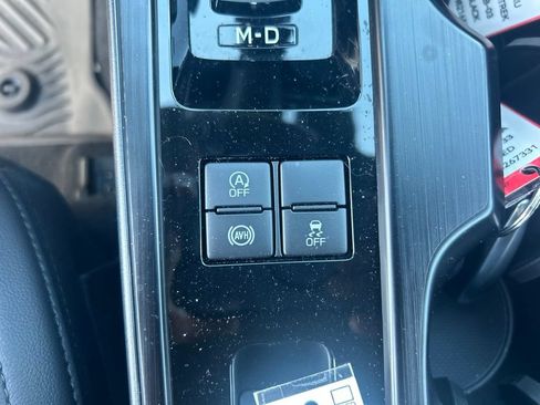 Certified 2026 Subaru Outback Premium AWD/4WD image 8