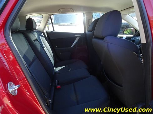Used 2011 MAZDA MAZDA3 s Sport FWD image 12