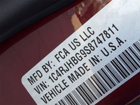 New 2025 Jeep Grand Cherokee Limited image 21