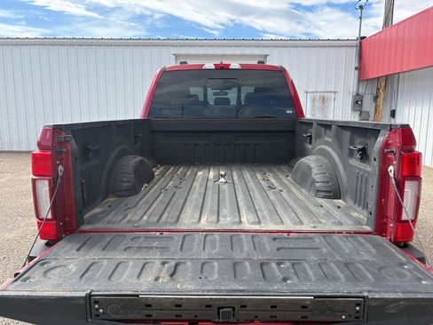 Used 2022 Ford F250 Lariat w/ Lariat Ultimate Package image 10