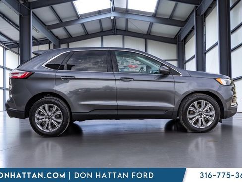 Certified 2024 Ford Edge Titanium AWD/4WD image 26