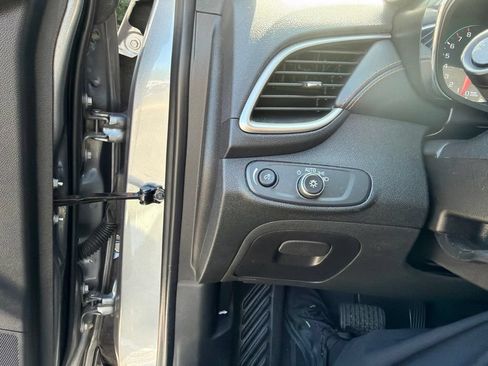 Used 2020 Chevrolet Trax LS w/ Tint and Cruise Package FWD image 19