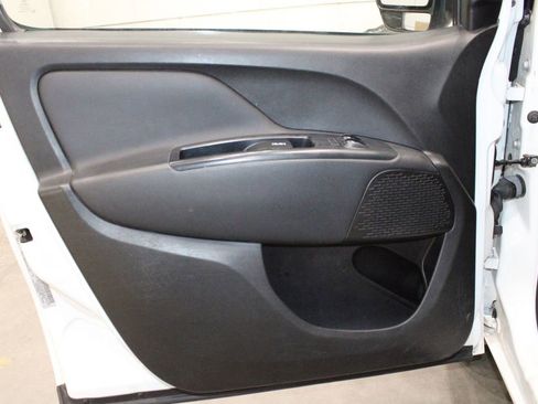 Used 2017 RAM ProMaster City Tradesman image 13