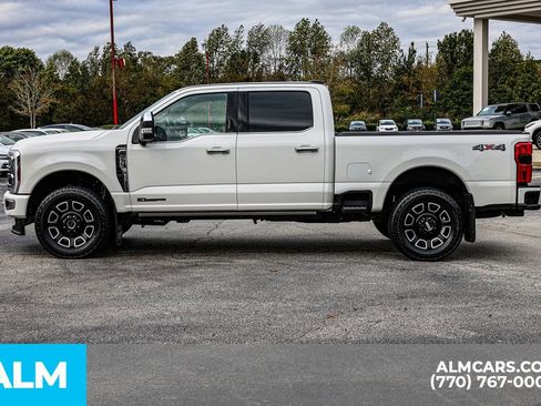 Used 2024 Ford F250 Platinum image 9