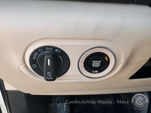 Used 2019 Maserati Levante GranLusso AWD/4WD image 26
