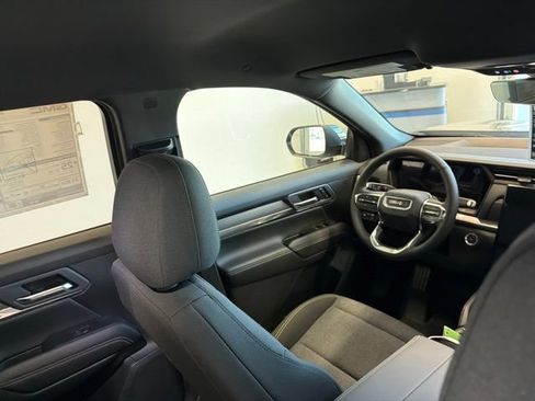 New 2027 GMC Terrain Elevation w/ Technology Package II AWD/4WD image 28
