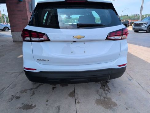 Used 2023 Chevrolet Equinox LS FWD image 6