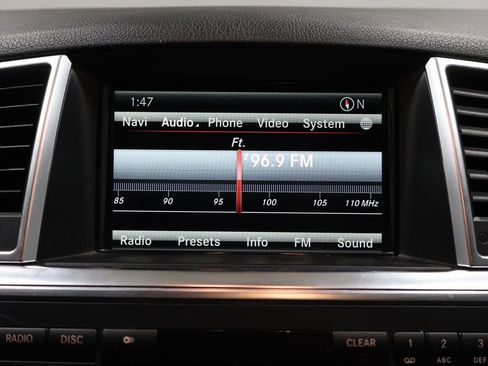 Used 2014 Mercedes-Benz ML 350 4MATIC image 29