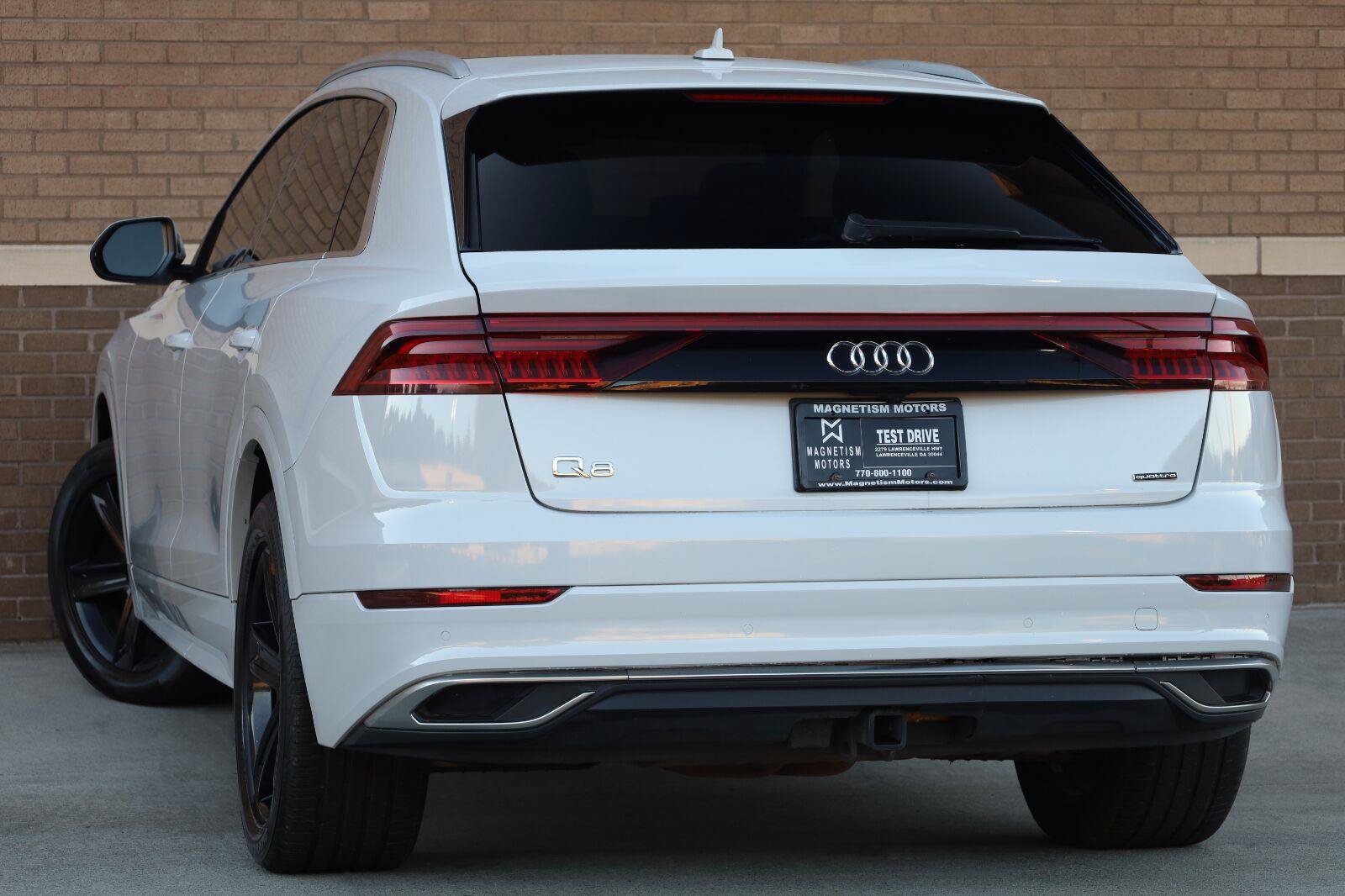 Used 2019 Audi Q8 Premium w/ Convenience Package AWD/4WD image 9