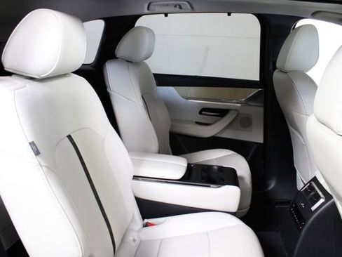 Used 2024 MAZDA CX-90 3.3 Turbo S w/ Premium Plus image 12