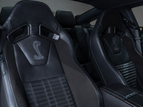 Used 2013 Ford Mustang Shelby GT500 image 61