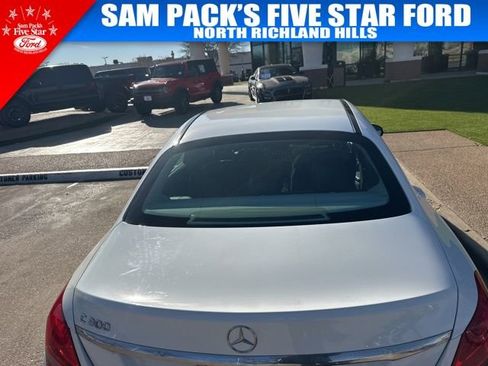 Used 2015 Mercedes-Benz C 300 Sedan image 7