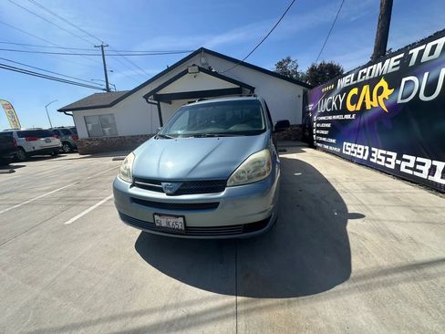 Used 2005 Toyota Sienna LE w/ LE Pkg 3 FWD image 18