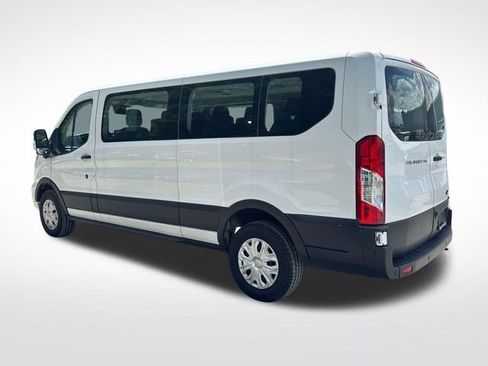 Used 2023 Ford Transit 350 XLT RWD image 3