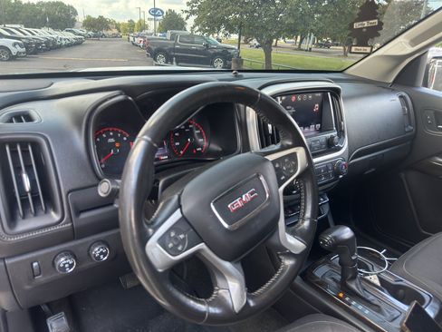 Used 2016 GMC Canyon SLE w/ SLE Convenience Package AWD/4WD image 18