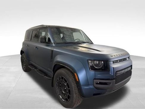 New 2026 Land Rover Defender 110 AWD/4WD image 3