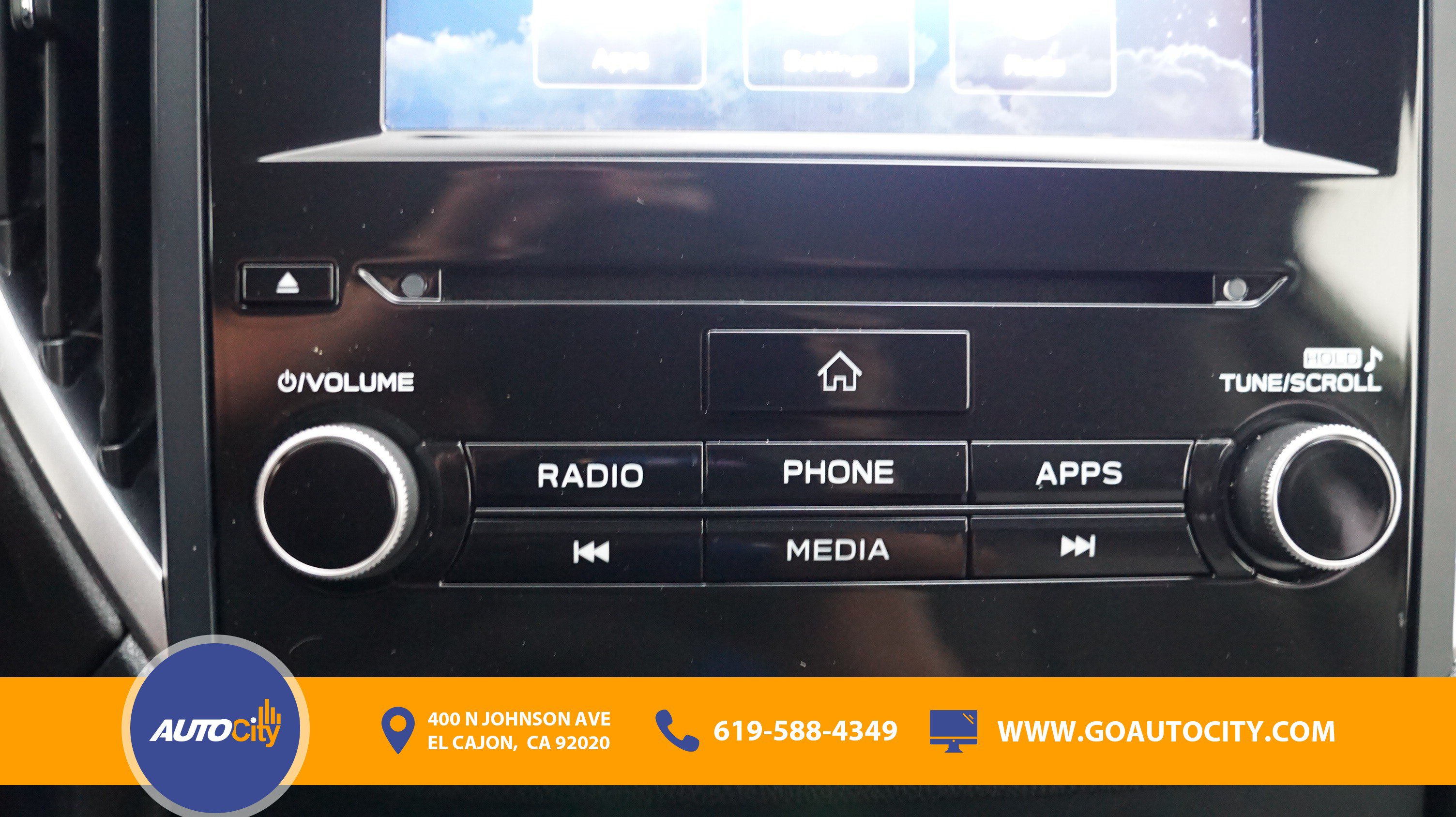 Used 2020 Subaru Forester AWD/4WD image 22