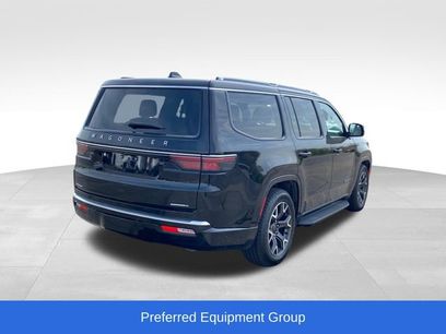 Used 2023 Jeep Wagoneer Series III w/ Preferred Equipment Group