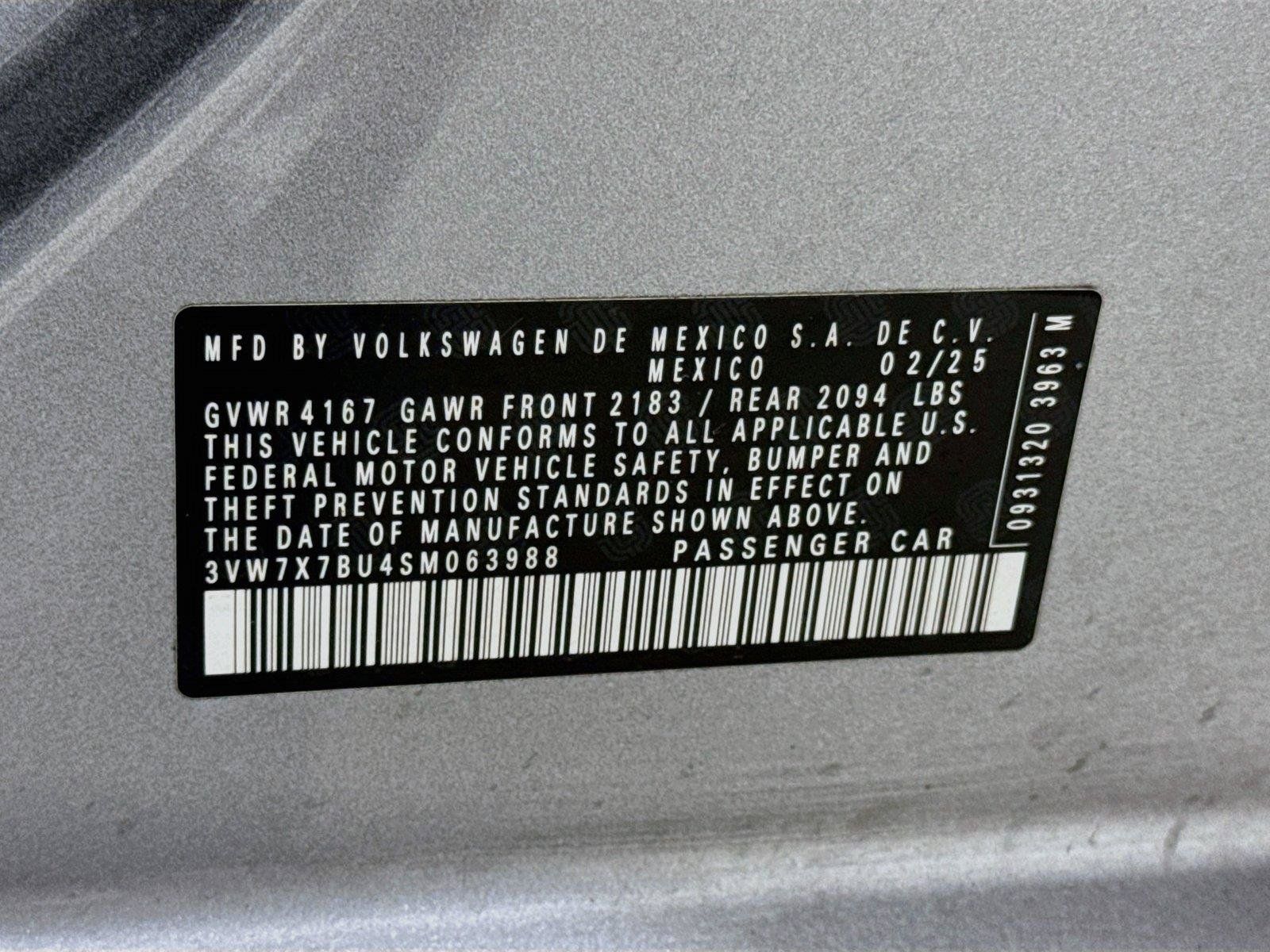 Used 2025 Volkswagen Jetta SE FWD image 30