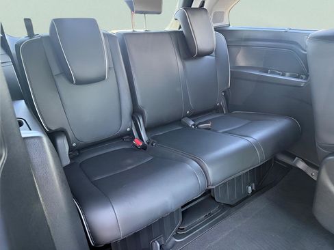 Used 2022 Honda Odyssey Elite image 12