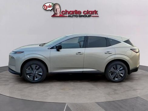 New 2026 Nissan Murano SL image 2